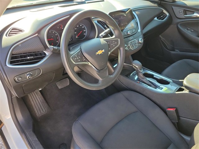 Used 2024 Chevrolet Malibu LT image 15