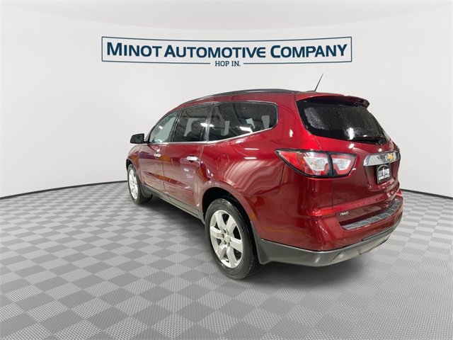 Used 2016 Chevrolet Traverse LT w/ Style and Technology Package image 6