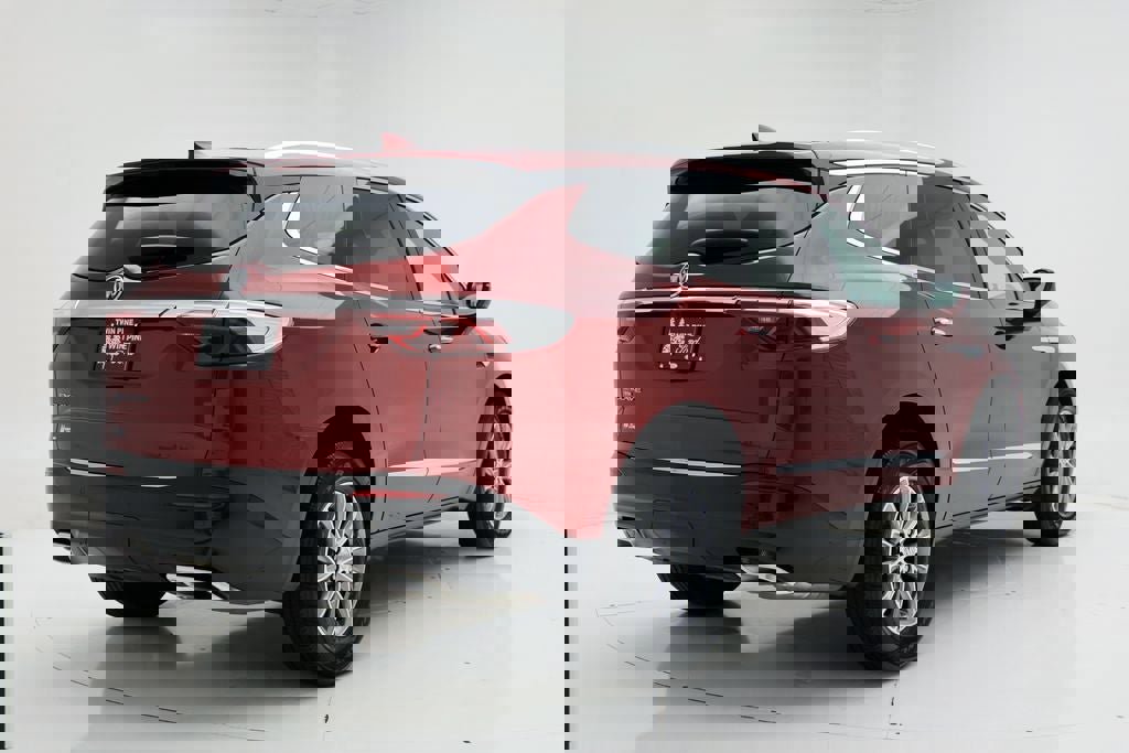 Used 2024 Buick Enclave Premium image 10