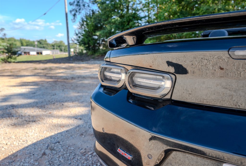 Used 2019 Chevrolet Camaro SS w/ LPO, Camaro Insignia Package RWD image 13