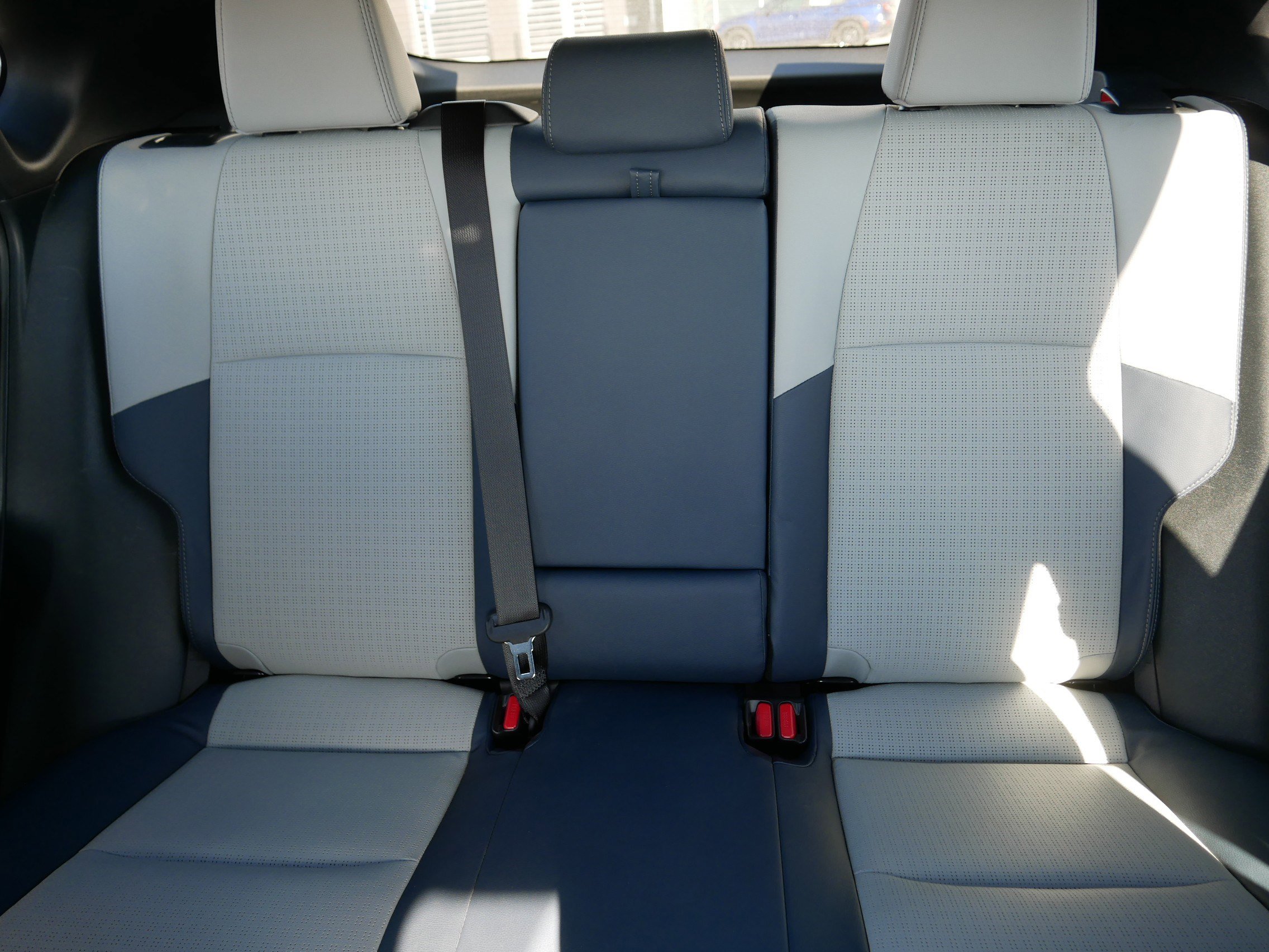 Used 2023 Subaru Solterra Limited image 13