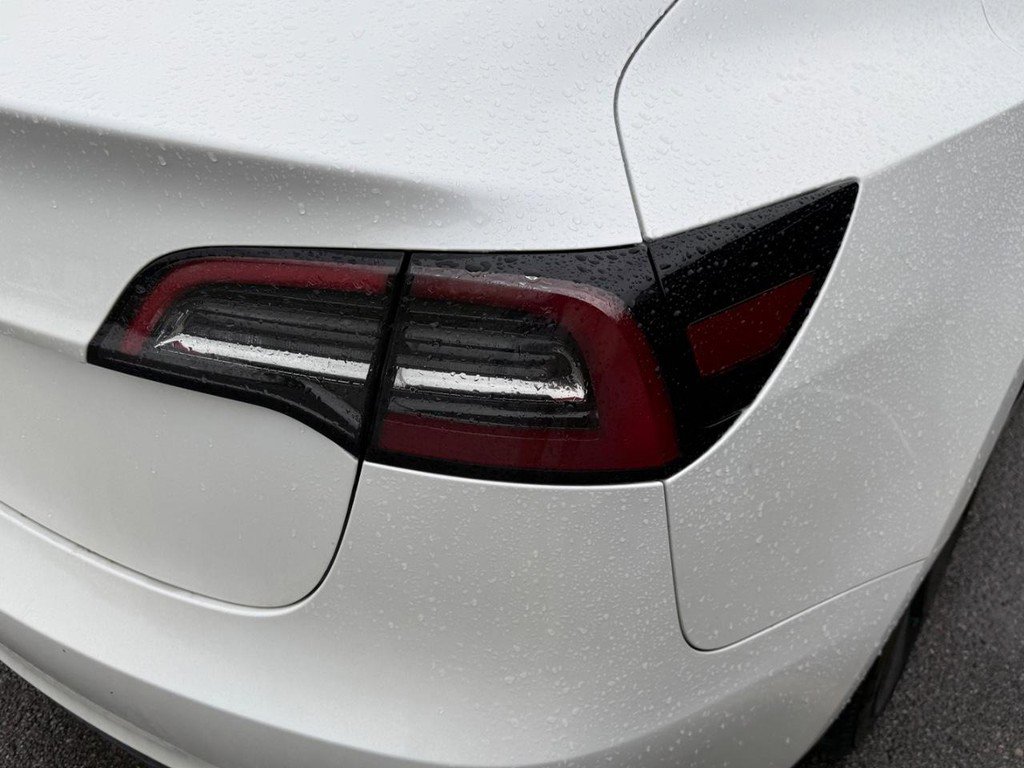 Used 2023 Tesla Model 3 Standard Range RWD image 8