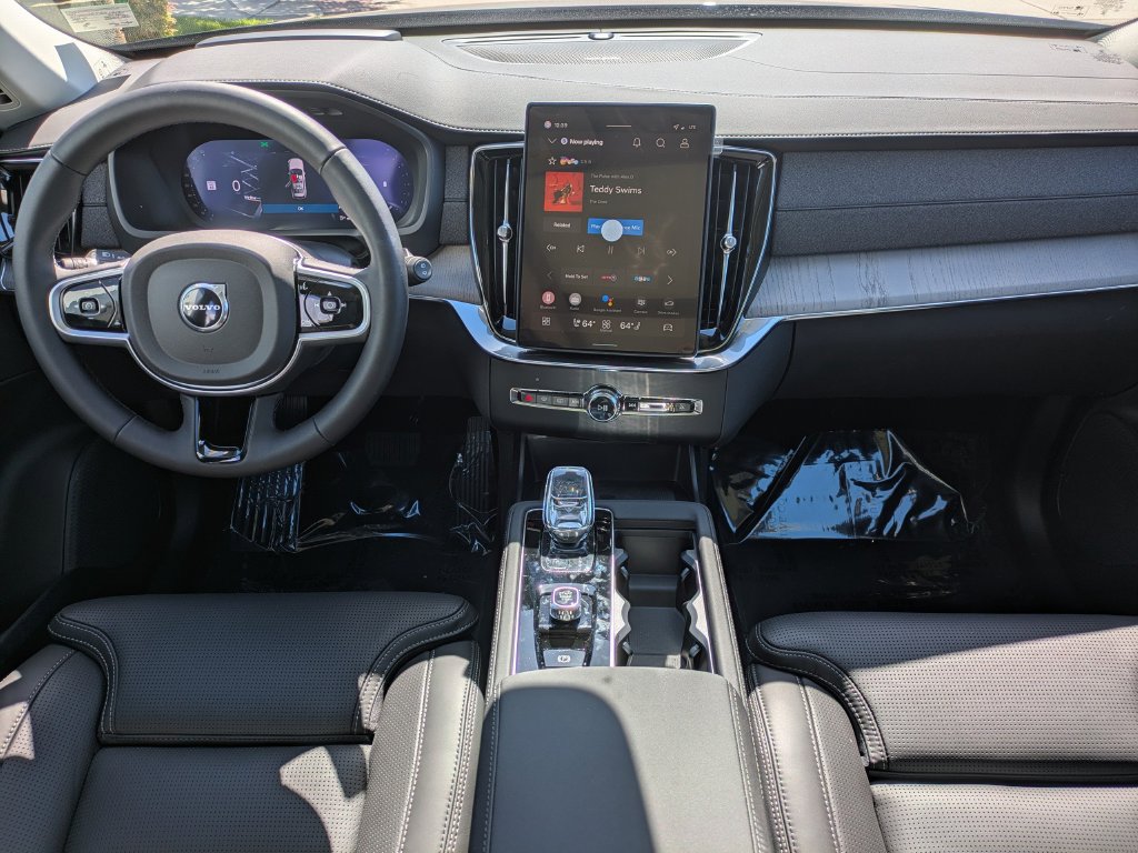 New 2026 Volvo XC90 B6 Ultra w/ Protection Package AWD/4WD image 14