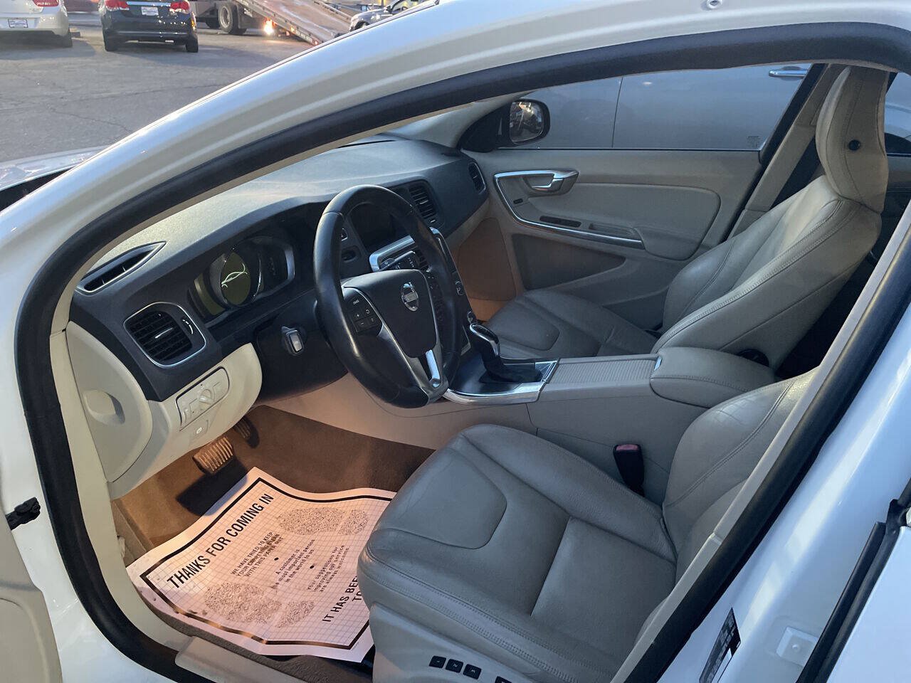 Used 2014 Volvo S60 T5 FWD image 9
