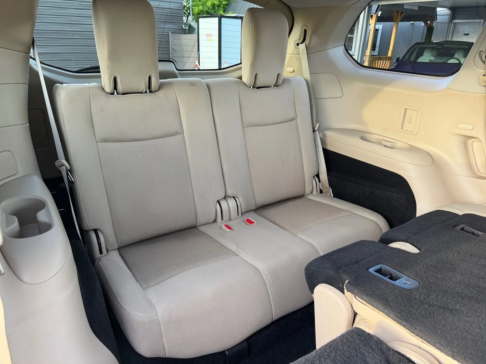 Used 2019 Nissan Pathfinder SV FWD image 18