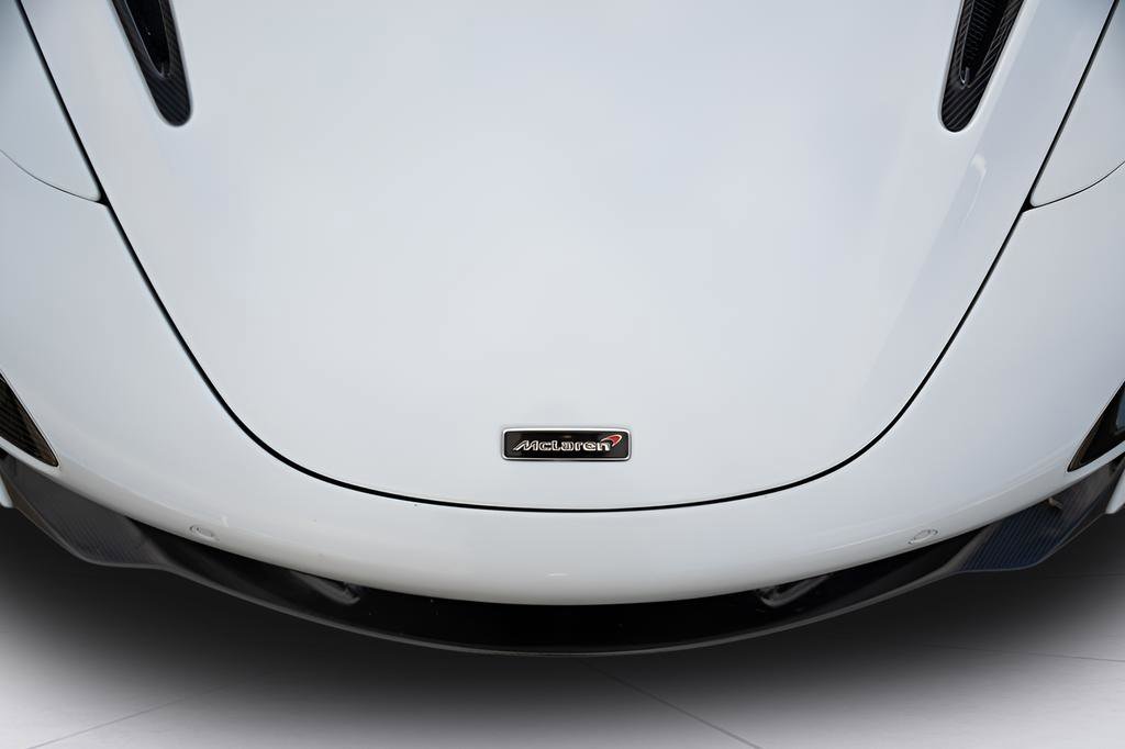 Used 2018 McLaren 720S image 23