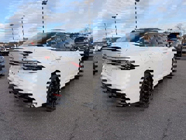 New 2026 Nissan Sentra SR w/ SR Premium Package image 5