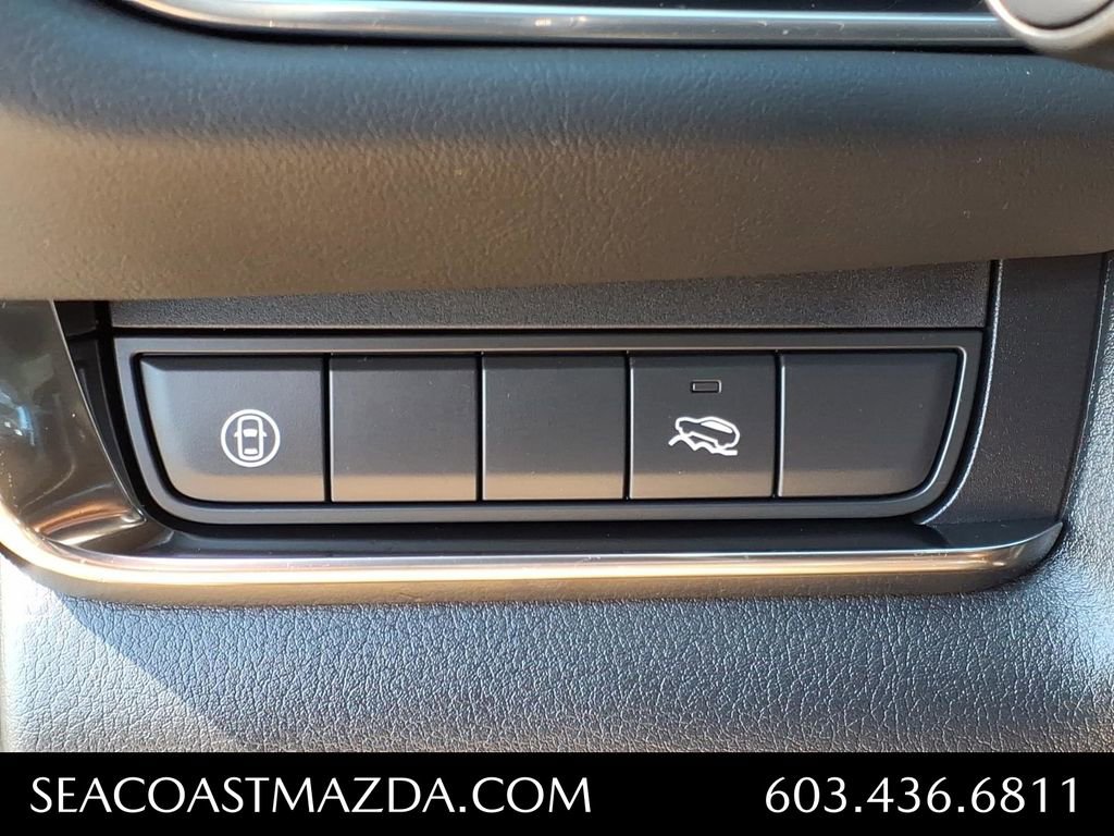 Used 2020 MAZDA CX-30 AWD w/ Premium Package image 16