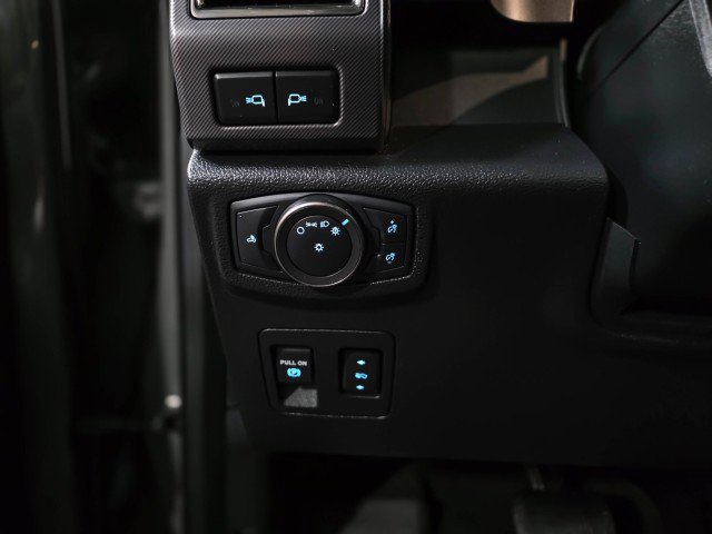 Used 2020 Ford F150 Raptor w/ Equipment Group 802A Luxury image 32