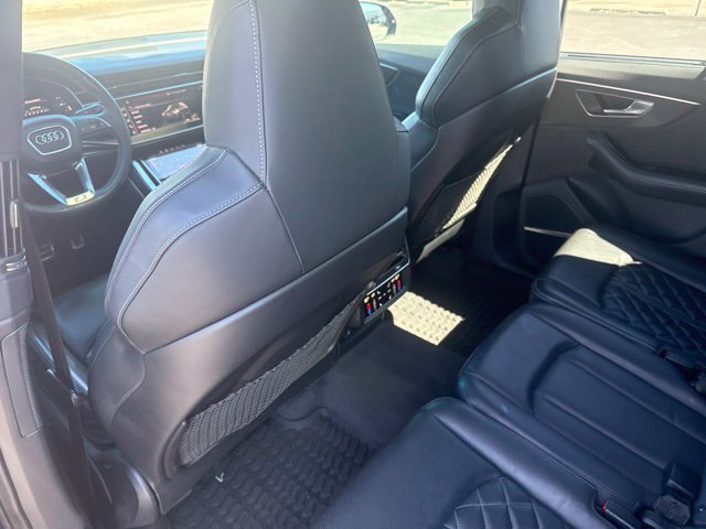 Used 2021 Audi SQ7 Premium Plus w/ Executive Package AWD/4WD image 21