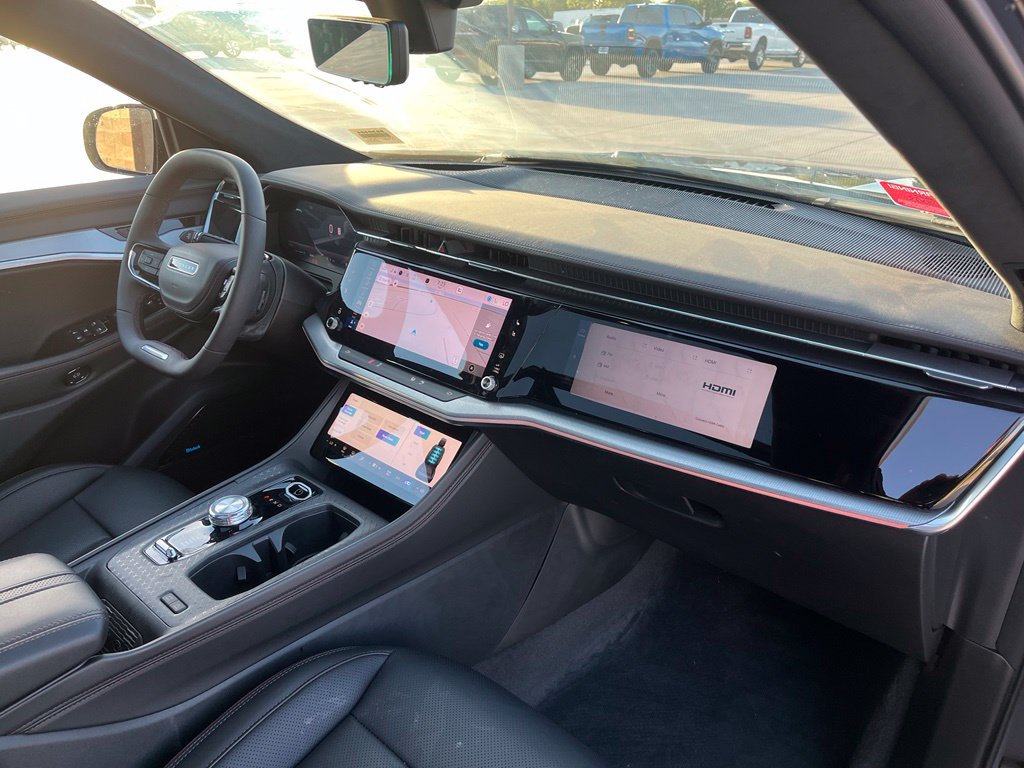 Used 2025 Jeep Wagoneer S Launch Edition AWD/4WD image 14