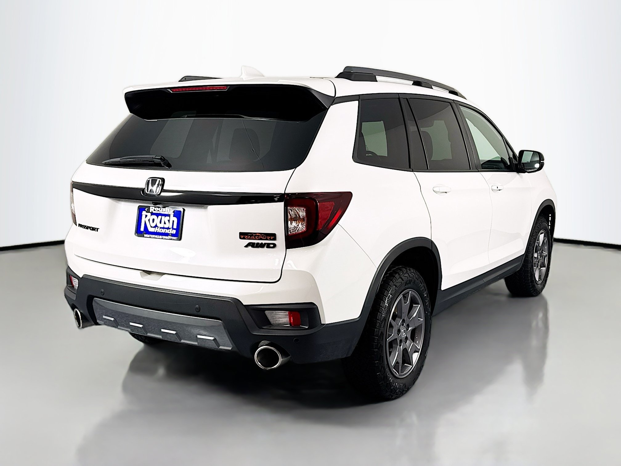 Certified 2024 Honda Passport TrailSport image 5