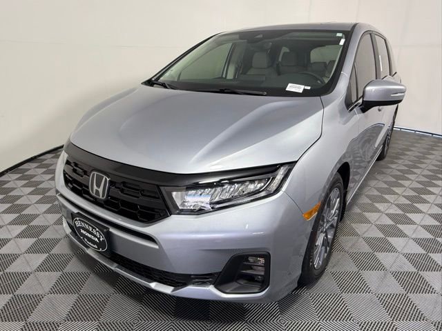 New 2026 Honda Odyssey Touring image 2