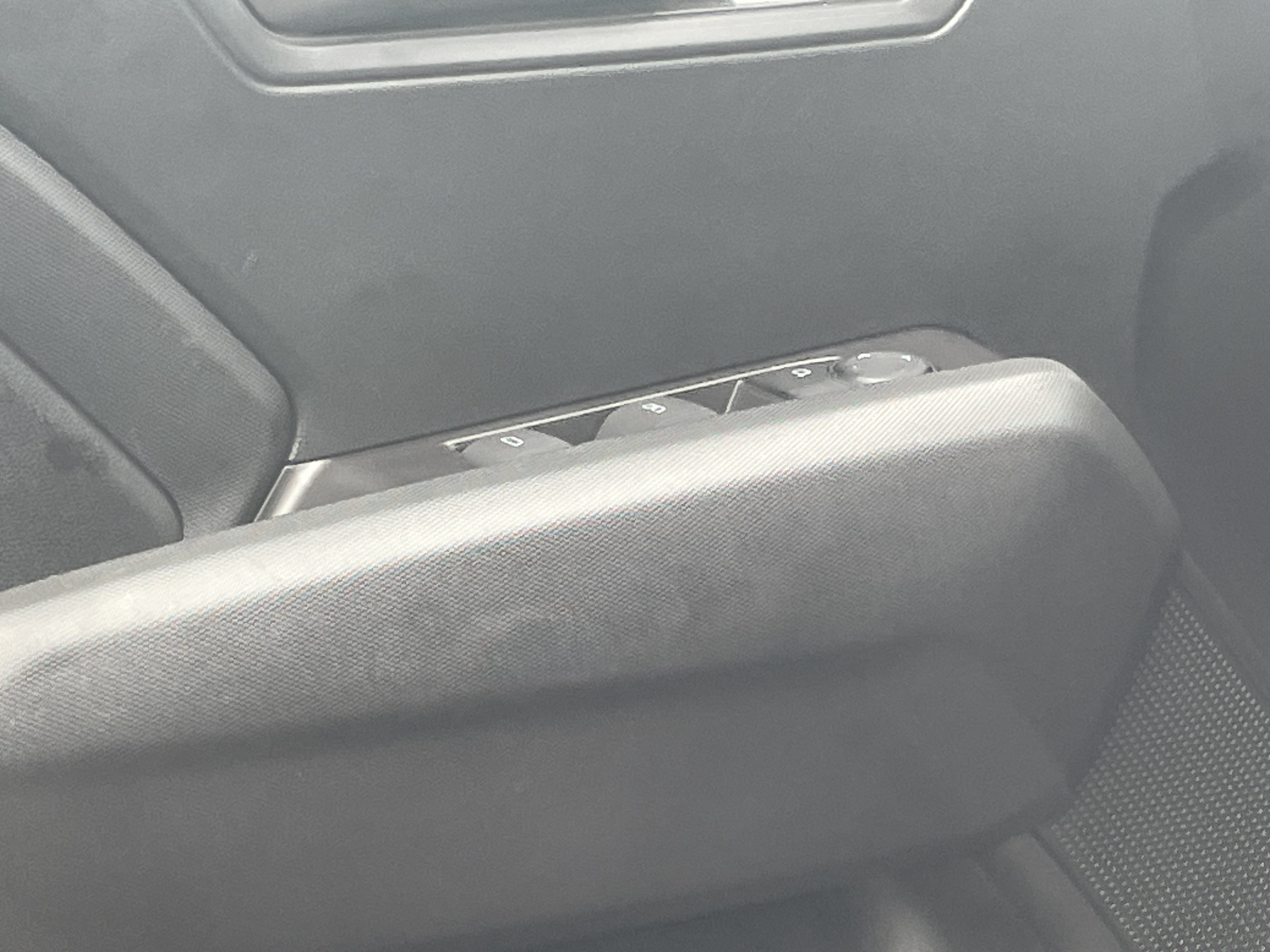 Used 2024 Chevrolet Colorado Trail Boss w/ LPO, Dark Essentials Package AWD/4WD image 15
