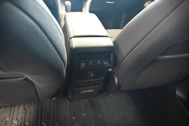 Used 2019 GMC Acadia SLE AWD/4WD image 26