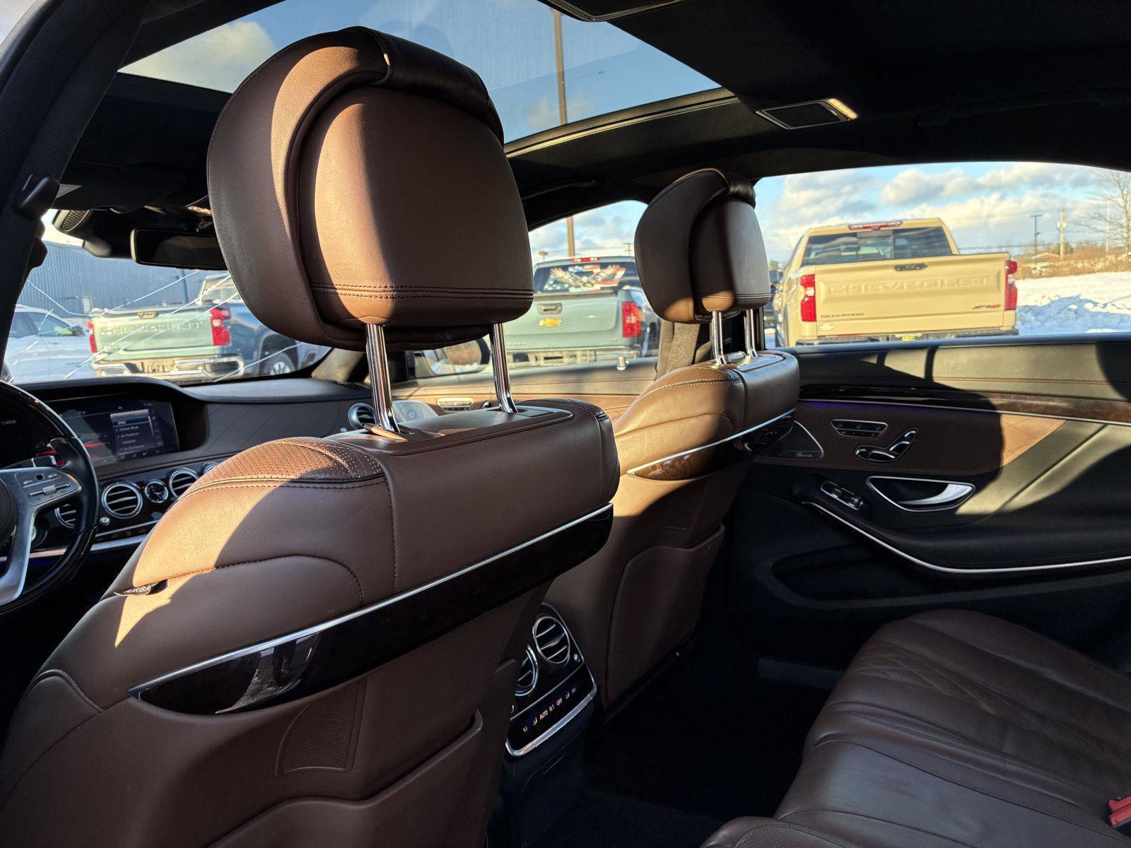 Used 2020 Mercedes-Benz S 560 4MATIC Sedan image 26