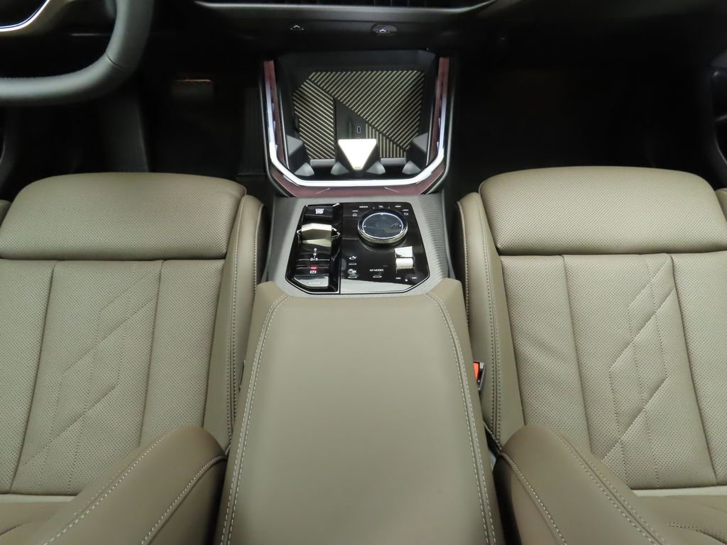 Certified 2025 BMW X3 xDrive30i w/ Convenience Package image 17
