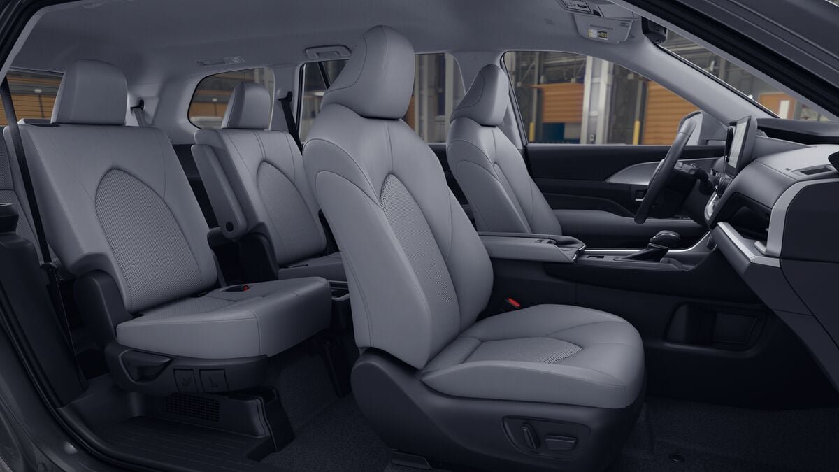 New 2026 Toyota Grand Highlander AWD Hybrid image 20