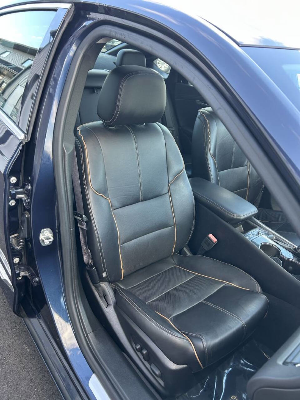 Used 2017 Chevrolet Impala Premier w/ Enhanced Convenience Package image 29