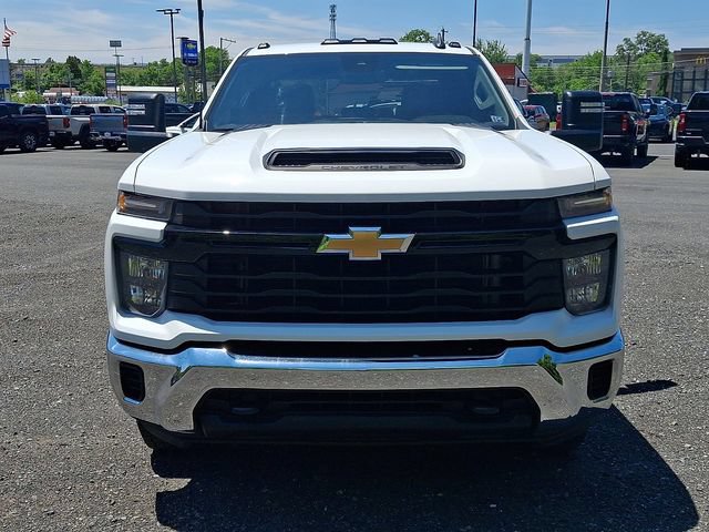 Used 2024 Chevrolet Silverado 2500 W/T w/ WT Convenience Package AWD/4WD image 2