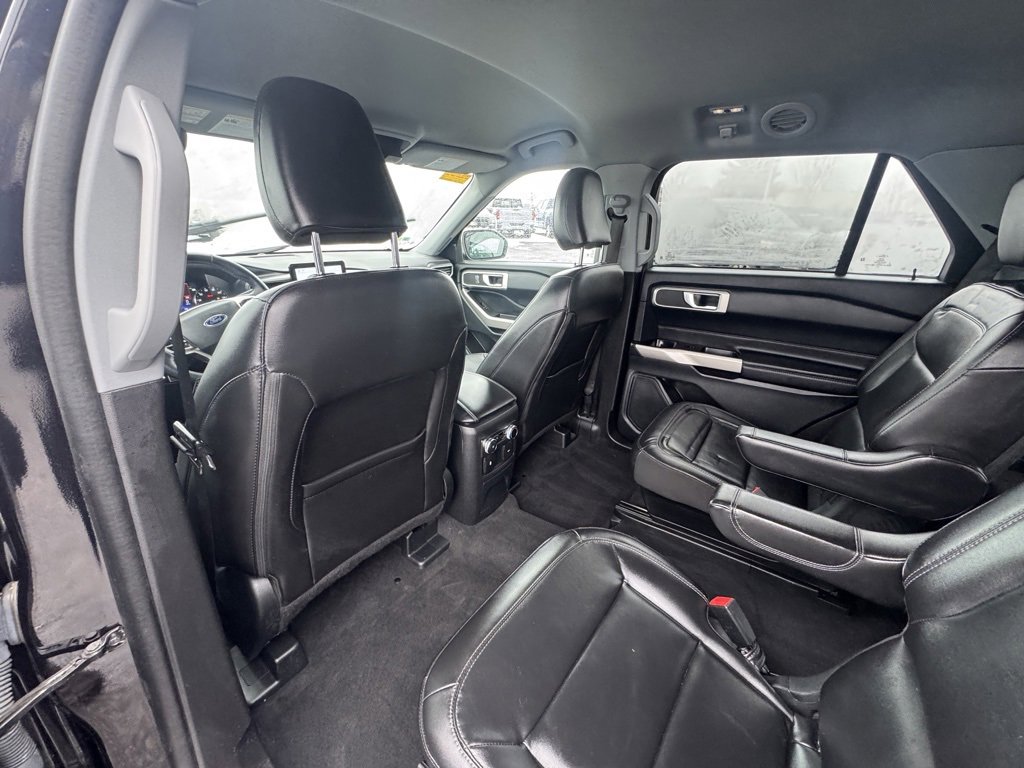 Certified 2023 Ford Explorer XLT w/ Equipment Group 202A image 14