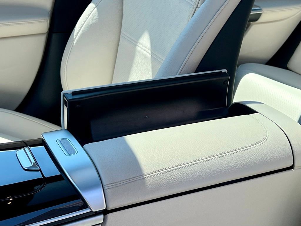 Certified 2024 Mercedes-Benz C 300 4MATIC Sedan image 27