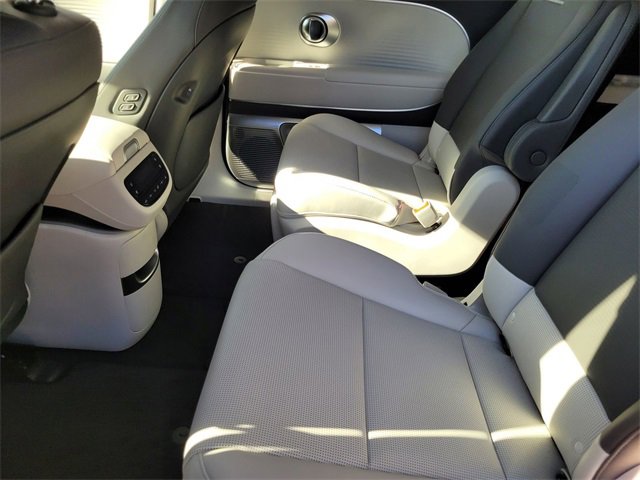 New 2026 Hyundai Ioniq 9 Limited image 9