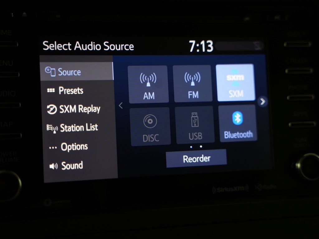Used 2020 Toyota Sienna LE FWD image 21