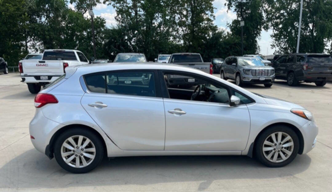 Used 2014 Kia Forte EX image 1
