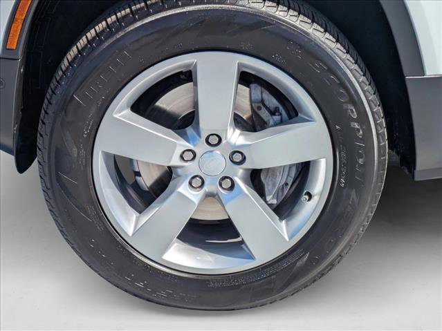 Used 2024 Land Rover Defender 110 S image 25
