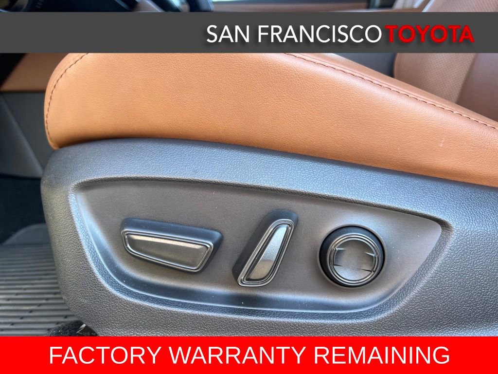 Certified 2025 Toyota Crown Signia XLE image 13