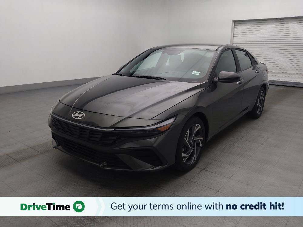 Used 2025 Hyundai Elantra Sport FWD image 1