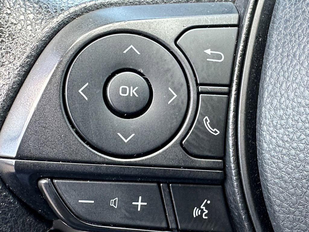 Used 2024 Toyota RAV4 LE AWD/4WD image 21