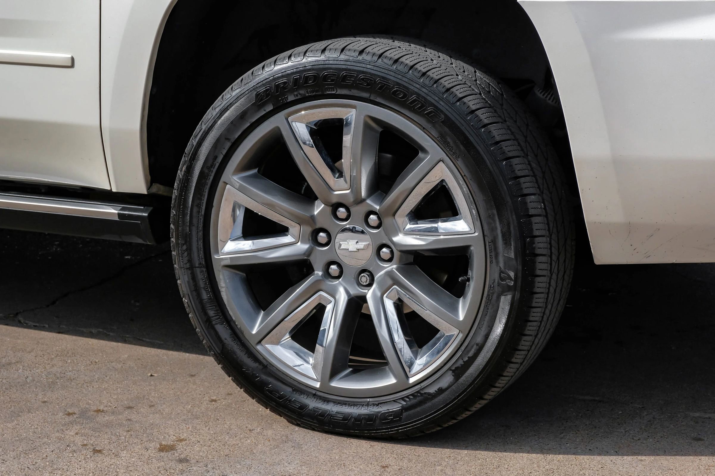 Used 2015 Chevrolet Suburban LTZ image 69