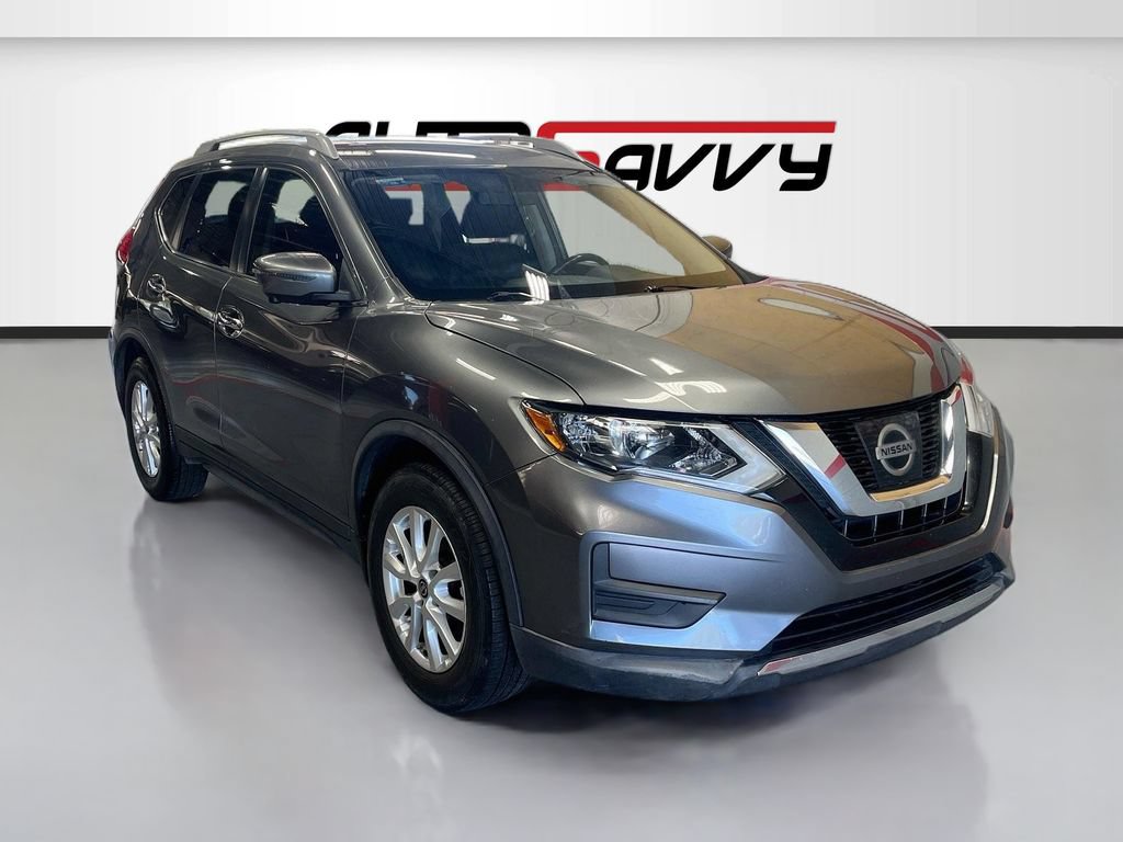 Used 2017 Nissan Rogue SV w/ SV Premium Package FWD image 1
