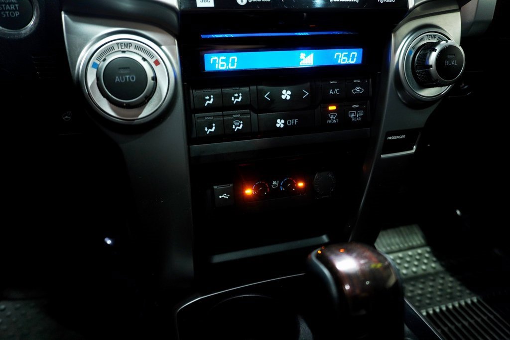 Used 2023 Toyota 4Runner Limited image 19