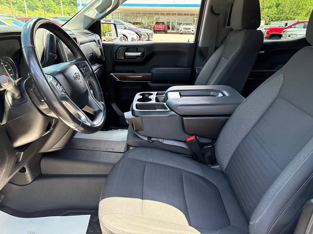 Used 2022 Chevrolet Silverado 1500 RST AWD/4WD image 10