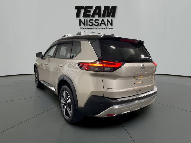 Used 2021 Nissan Rogue Platinum AWD/4WD image 4