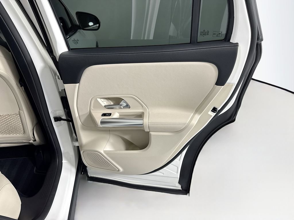 Certified 2023 Mercedes-Benz GLA 250 image 27