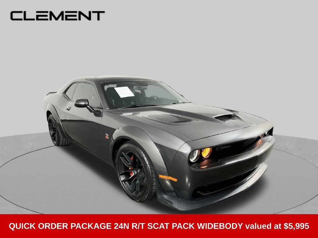 Used 2022 Dodge Challenger R/T Scat Pack RWD image 3