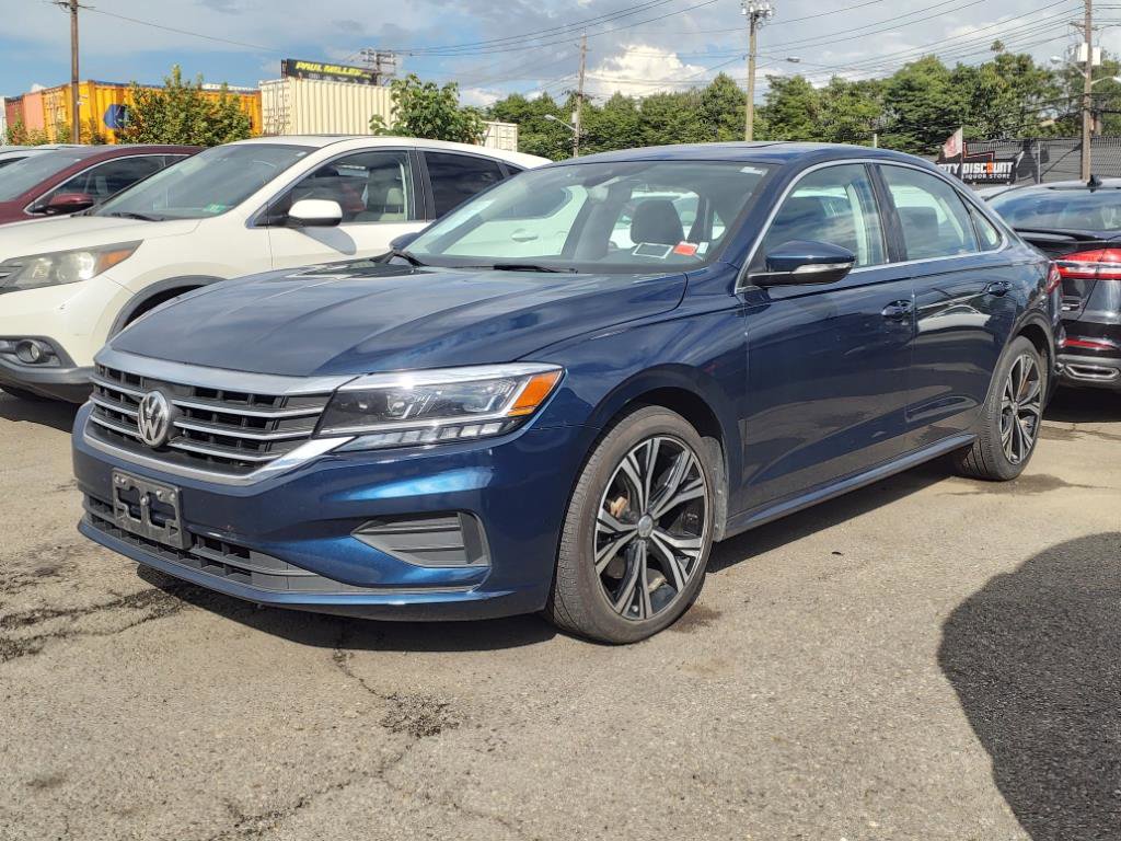 Used 2021 Volkswagen Passat 2.0T SE FWD image 3