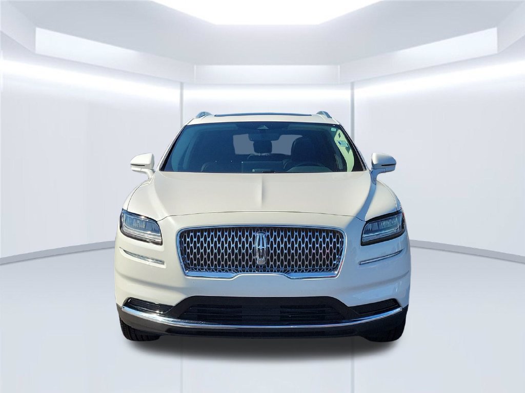 Certified 2023 Lincoln Nautilus Reserve w/ Luxury Package AWD/4WD image 2