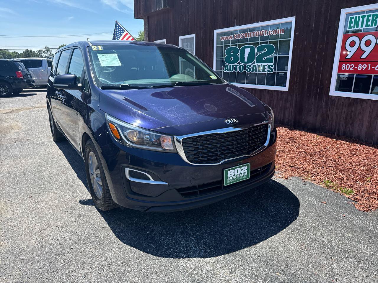 Used 2021 Kia Sedona LX FWD image 2