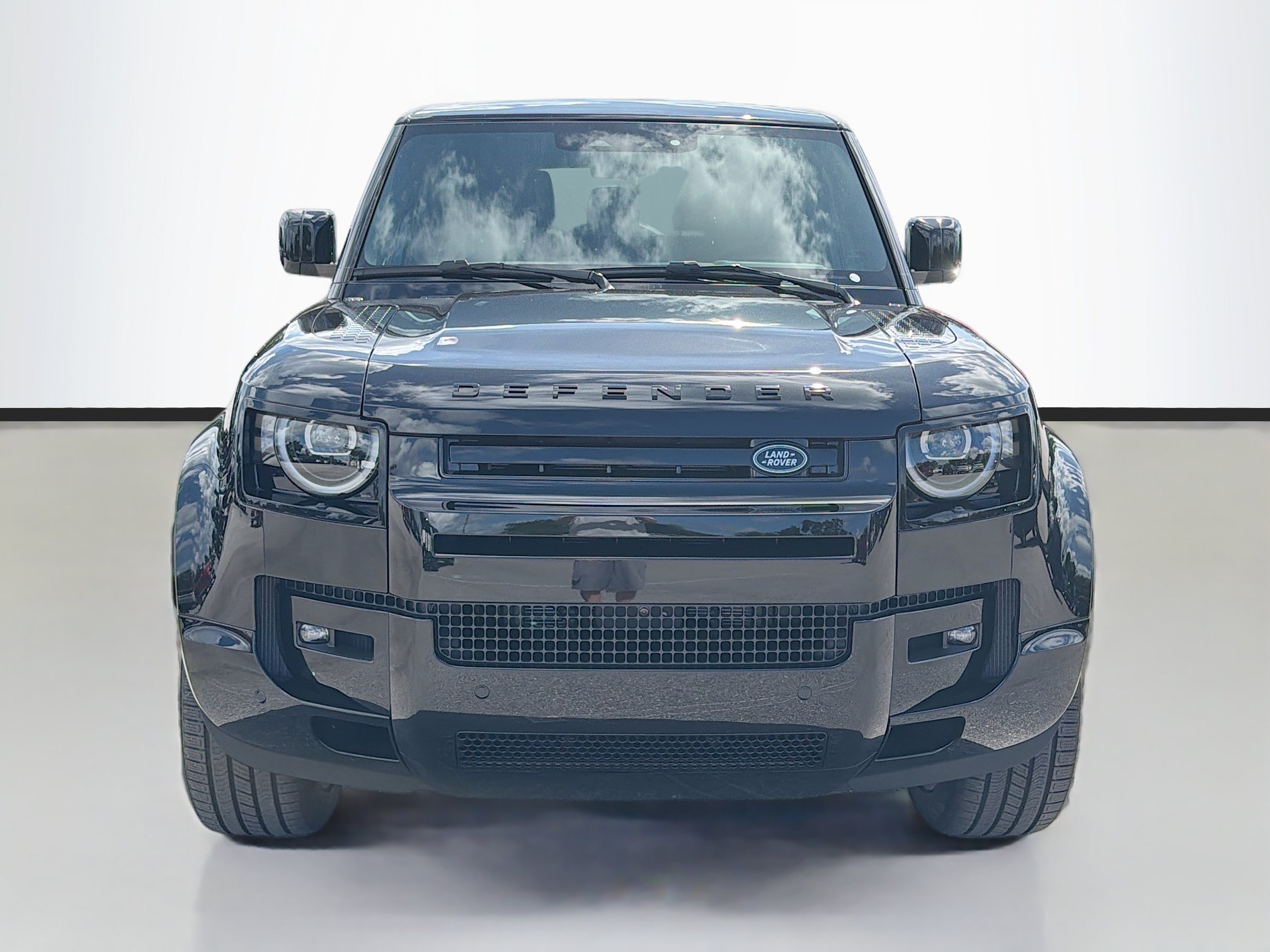 New 2026 Land Rover Defender 90 V8 AWD/4WD image 8