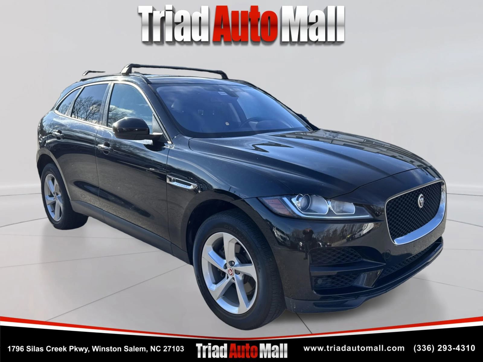 Used 2017 Jaguar F-PACE 20d Sport Utility 4D image 3