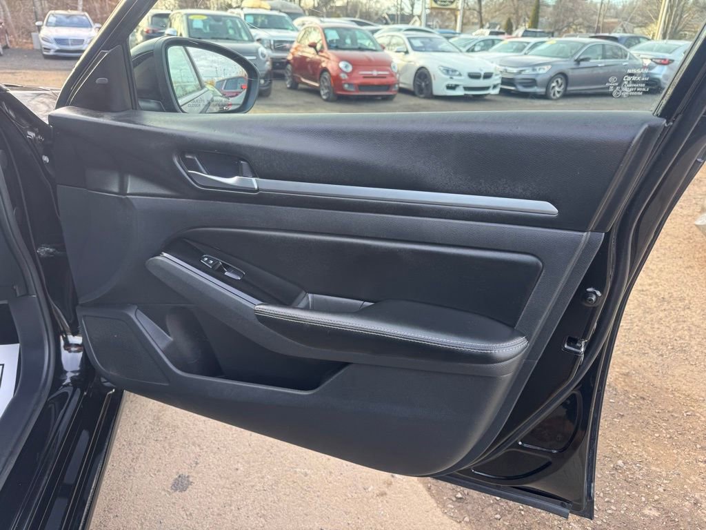 Used 2023 Nissan Altima 2.5 SV image 34