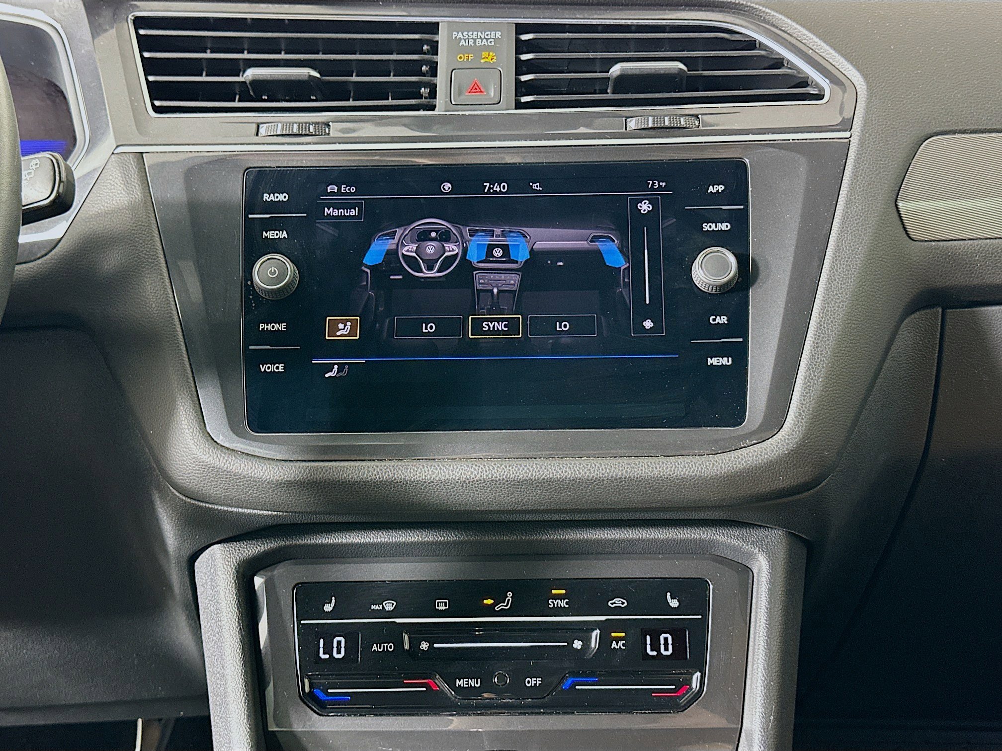 Used 2022 Volkswagen Tiguan SE AWD/4WD image 23