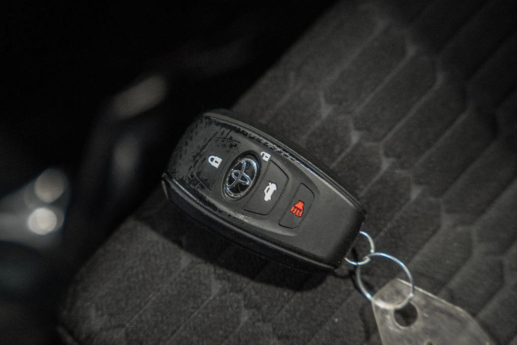 Used 2024 Toyota GR86 image 40