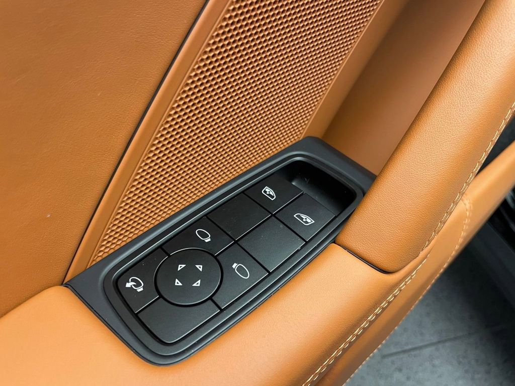 New 2026 Porsche 911 Carrera 4S image 18