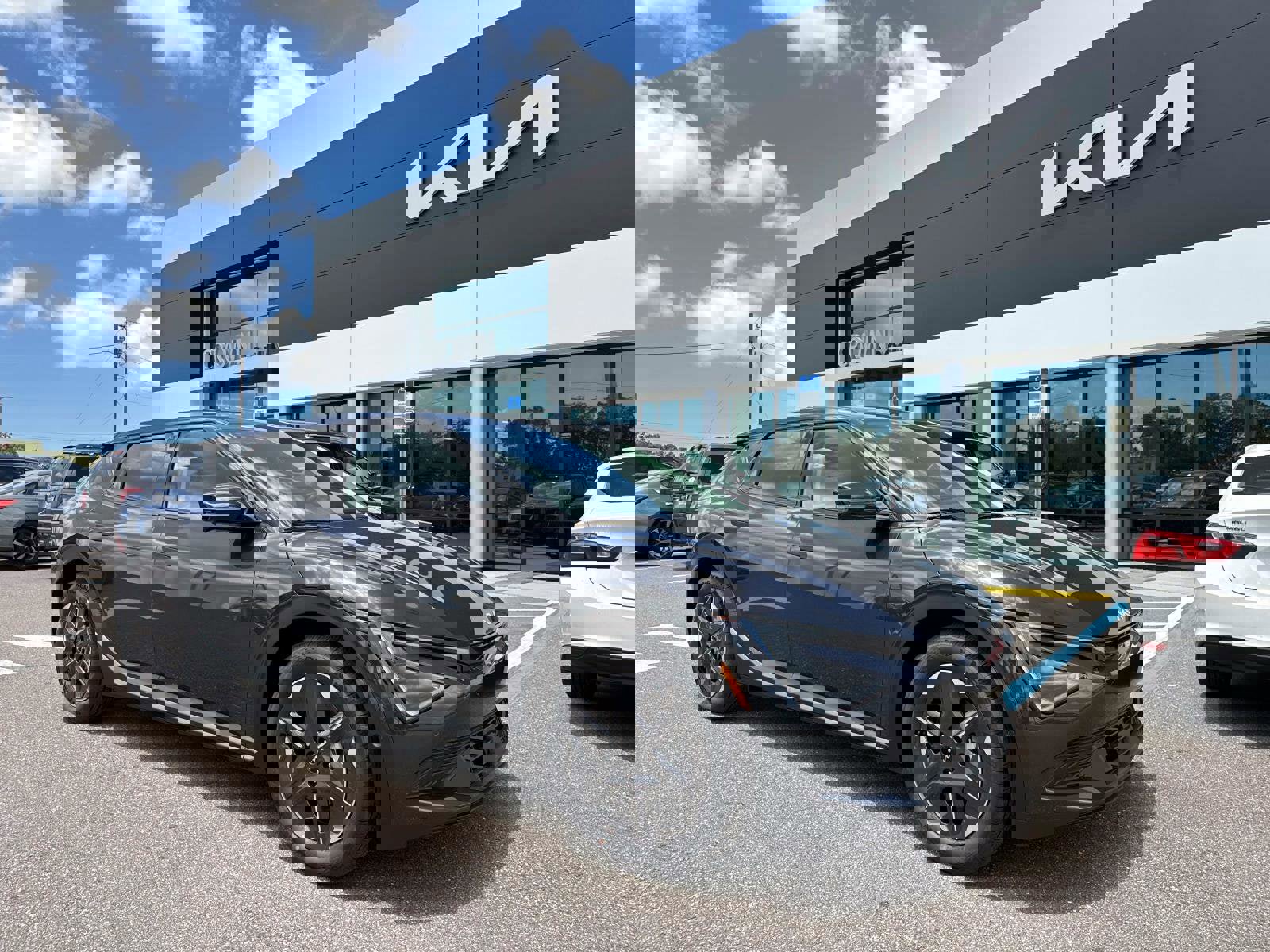 New 2025 Kia EV6 Light w/ Light LR Technology Package